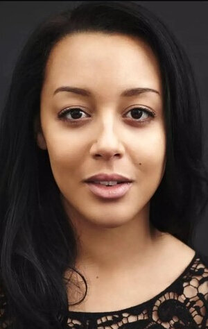 фото Аделл Леонс