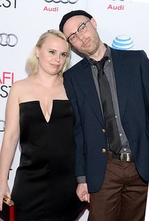 фото Эшли Янг