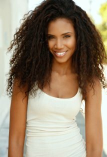 фото Арайна Эйсон