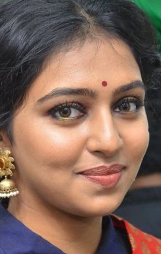 фото Лакшми Менон