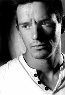 фото Martin Laurence