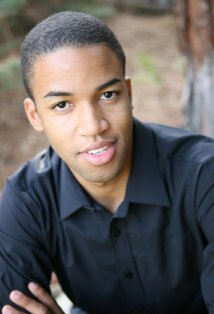 фото Деним Ричардс