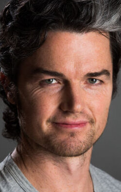 фото Эстевес Гиллеспи