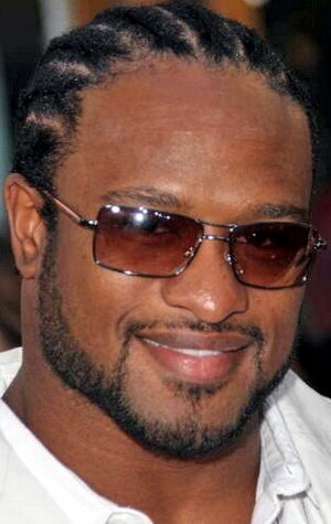 фото Леймон Брюстер