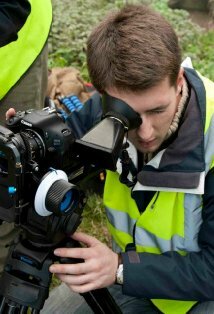 фото Митчелл Томас