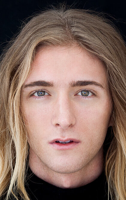 фото Грейсон Фрэнсис