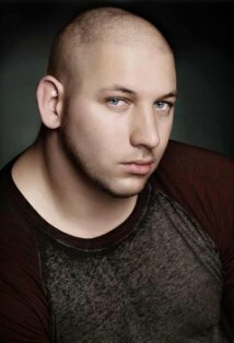 фото Джастин Брэдли