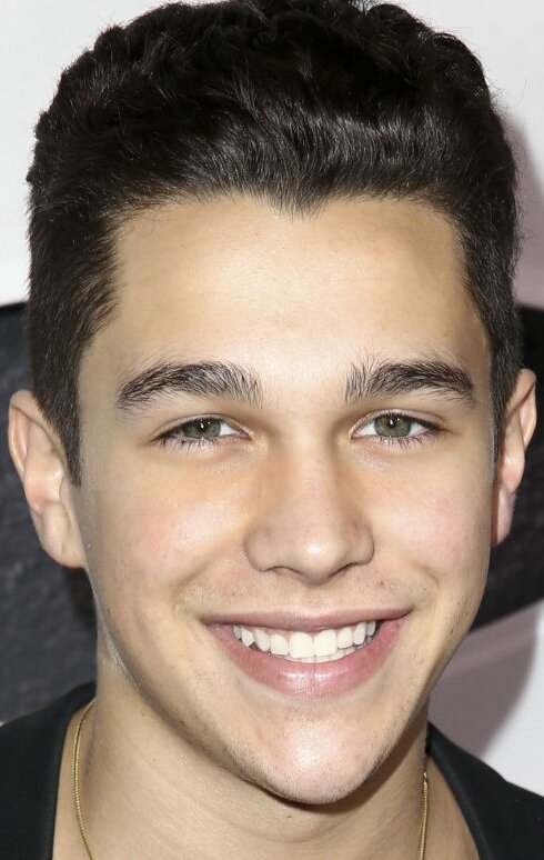 фото Остин Махоун