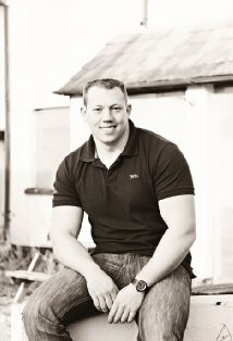 фото Алистер МакНаб