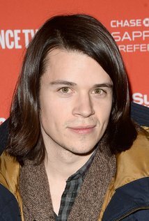 фото Мики Китинг