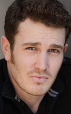 фото Луи Иаккарино