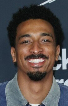 фото Трэвис Беннетт