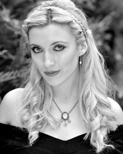 фото Эми Хатингс