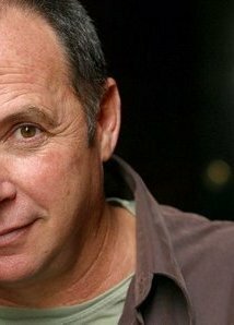 фото James Arone