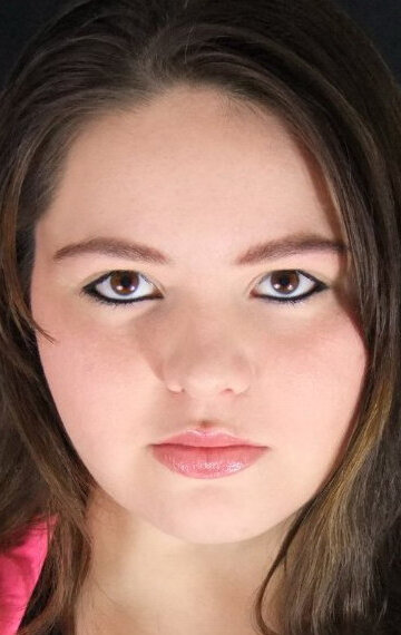 фото Андреа-Николь Оливас