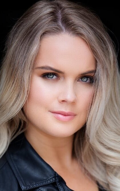 фото Emily Stratten