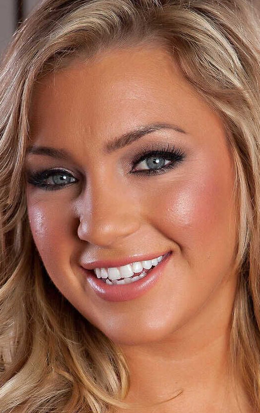 фото Камерон Ди