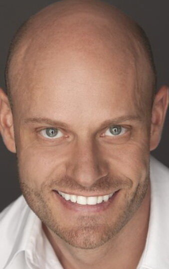 фото Джеймс Эстон Лэйк