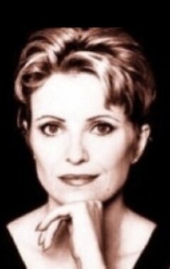 фото Mandy Perryment