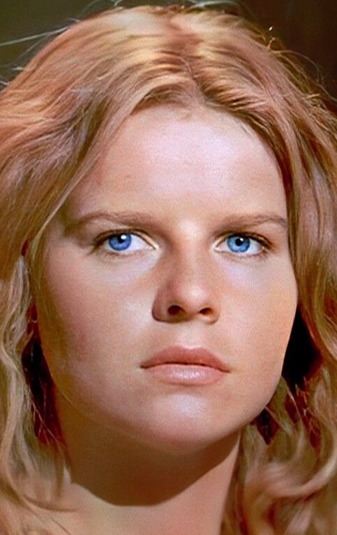 фото Моника Занчи