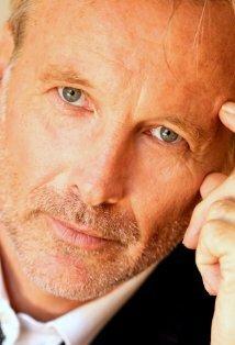 фото Аарон Уэйн Кулл