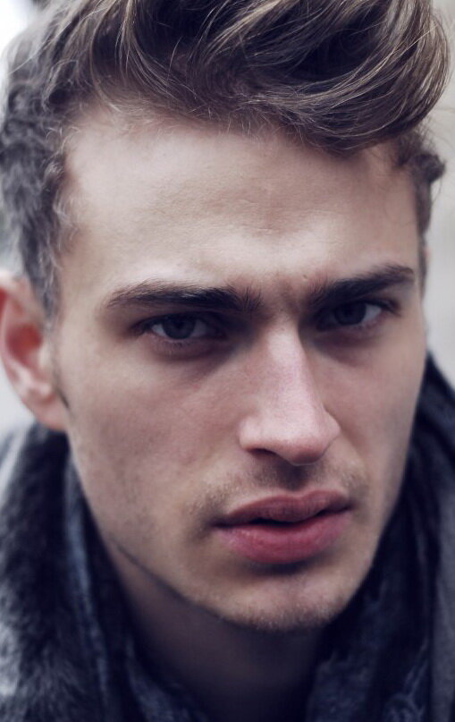 фото Артур Дефэ