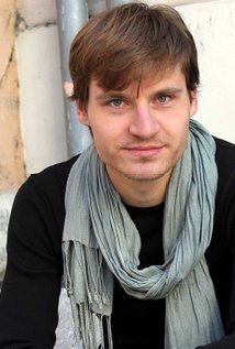 фото Том Пилат