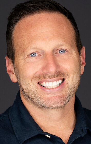 фото Джозеф Рестайно