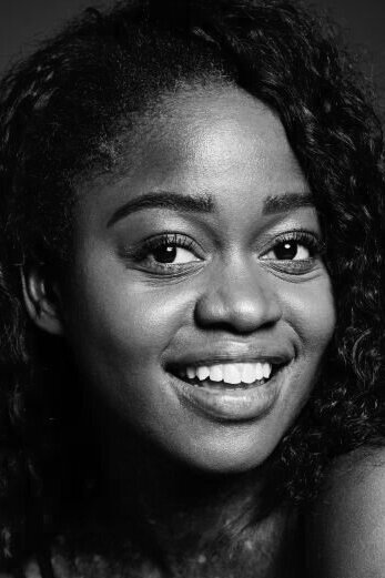 фото Микаэла Де Принс