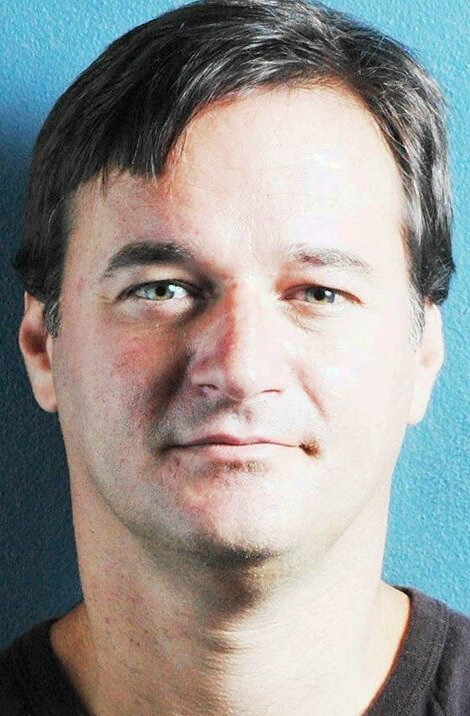 фото Коста Никас