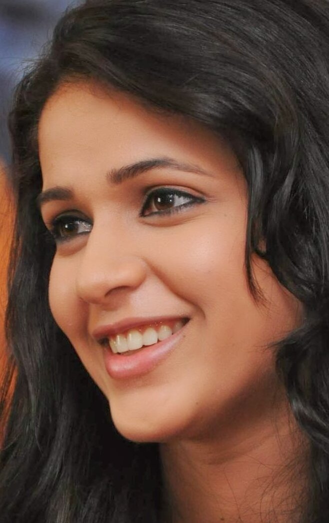 фото Лавания Трипати