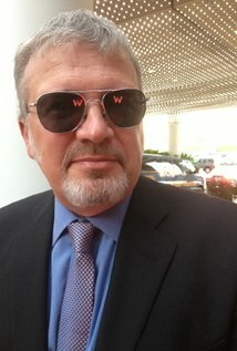 фото Том Браун