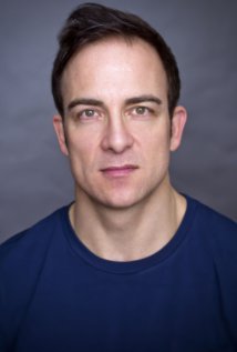 фото Sean O'Neil