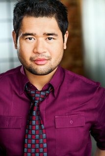 фото Justin Molina