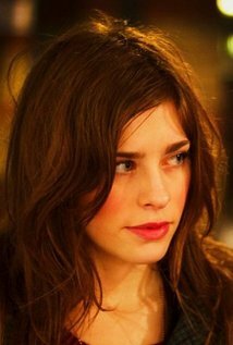 фото Холли Мандей