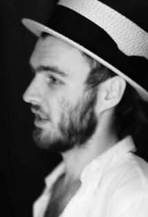 фото Крис Бони