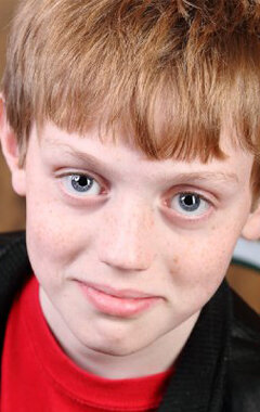 фото Дакота Бьюкэнэн