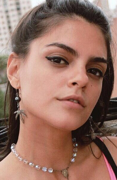 фото Кумелен Санс