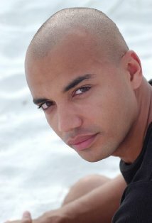 фото Перри Стронг