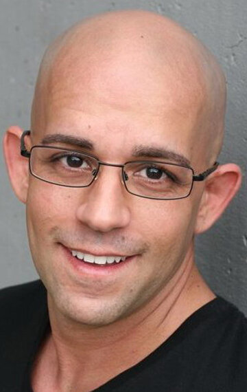 фото Дж. Доменик ДеМуро