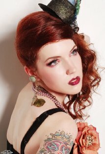 фото Тиффани Роуз Томас