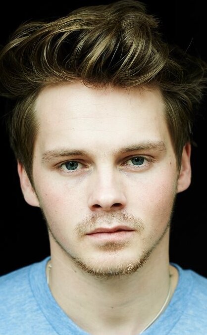 фото Сэм Страйк