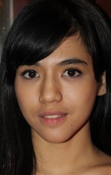 фото Путри Уна