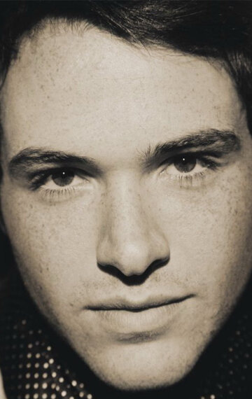 фото Эмметт Хьюз