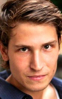 фото Майкл Метта