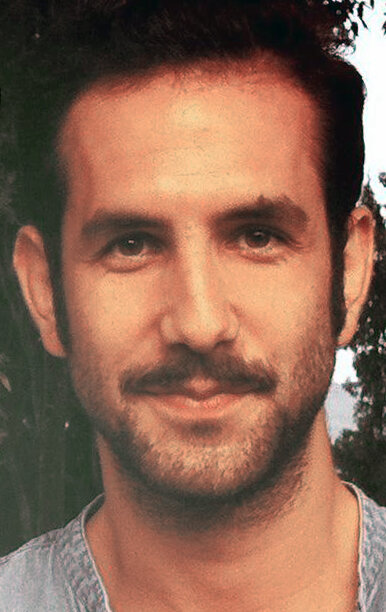 фото Юго Бенамозиг