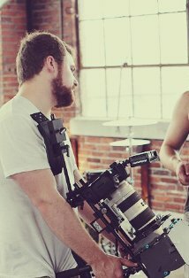 фото Крис Ньюхард