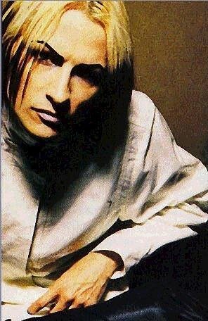 фото Амир Дерак