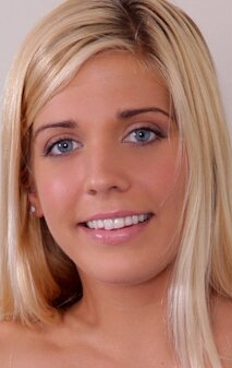 фото Кармен Монет