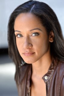 фото Solange Hordatt